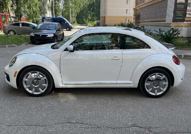 «Увидел Жука нового поколения — и сердце ёкнуло»: отзыв владельца о Volkswagen Beetle «Увидел Жука нового поколения — и сердце ёкнуло»: отзыв владельца о Volkswagen Beetle