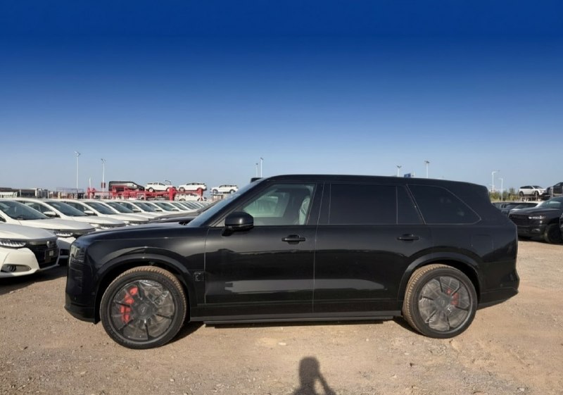 Zeekr 9X Black Obsidian: мощный кроссовер может стать вашим за две недели Zeekr 9X Black Obsidian: мощный кроссовер может стать вашим за две недели