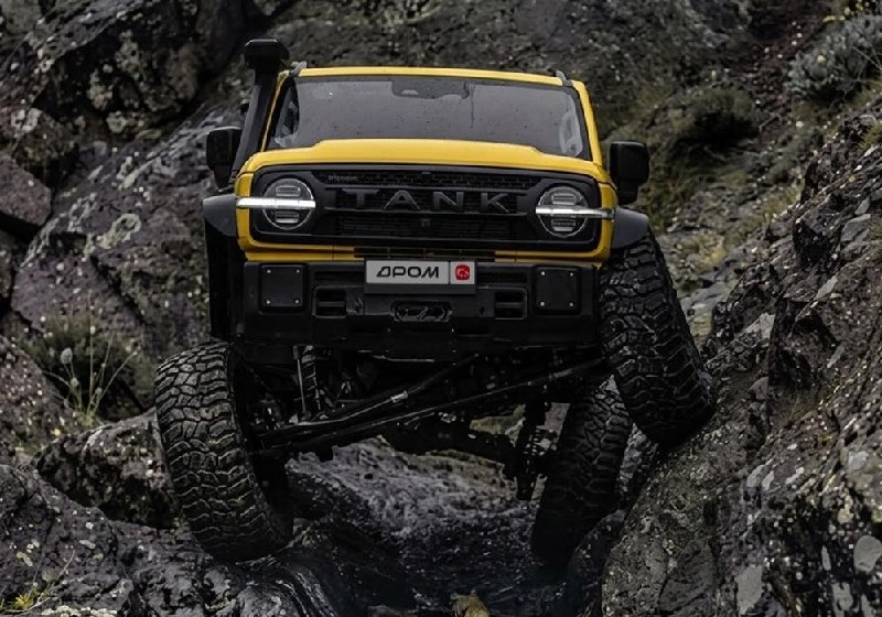 TANK 300 Hooke Trail — екстремальна версія з подовженою базою TANK 300 Hooke Trail — екстремальна версія з подовженою базою