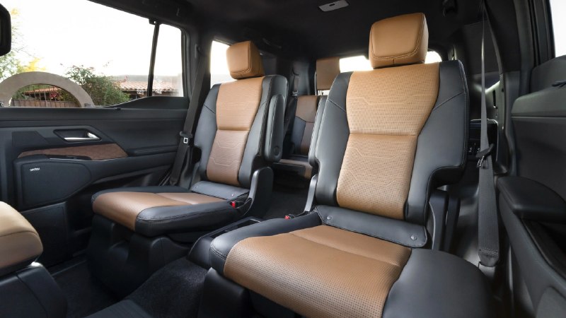 Lexus GX 2027: больше базового оснащения и внедорожные версии Overtrail