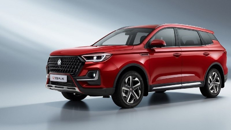 Объявлена цена кроссовера VGV U70 Plus в России