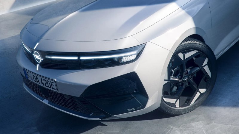 Opel Astra GSE возвращается: до 276 л.с. и электрическая версия Opel Astra GSE возвращается: до 276 л.с. и электрическая версия