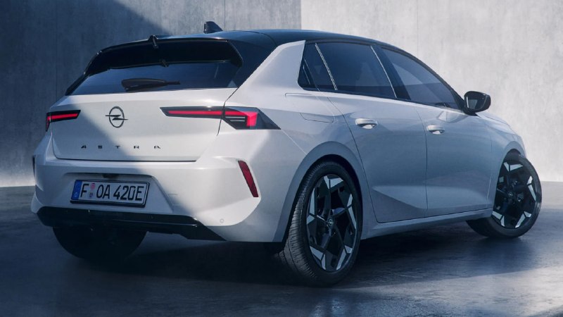 Opel Astra GSE возвращается: до 276 л.с. и электрическая версия Opel Astra GSE возвращается: до 276 л.с. и электрическая версия