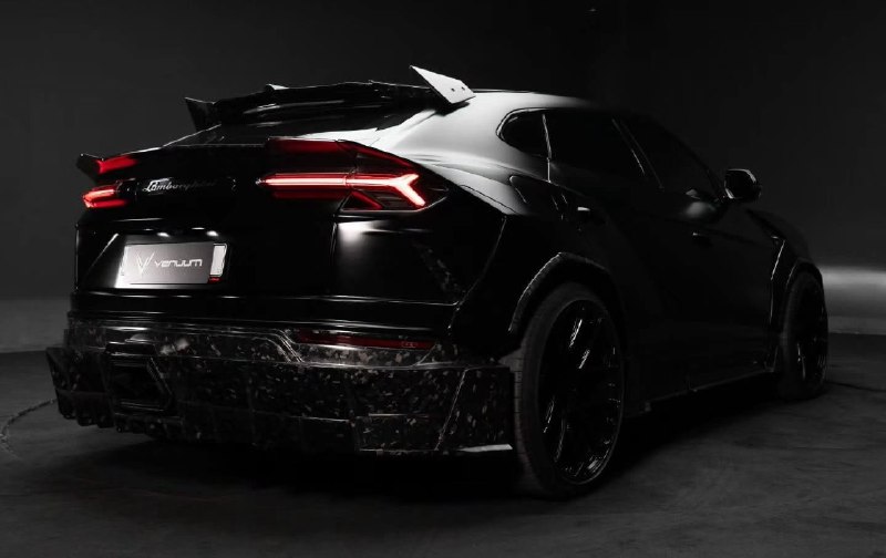 Lamborghini Urus Venuum Furioso: кроссовер в стиле «Бэтмобиля» Lamborghini Urus Venuum Furioso: кроссовер в стиле «Бэтмобиля»