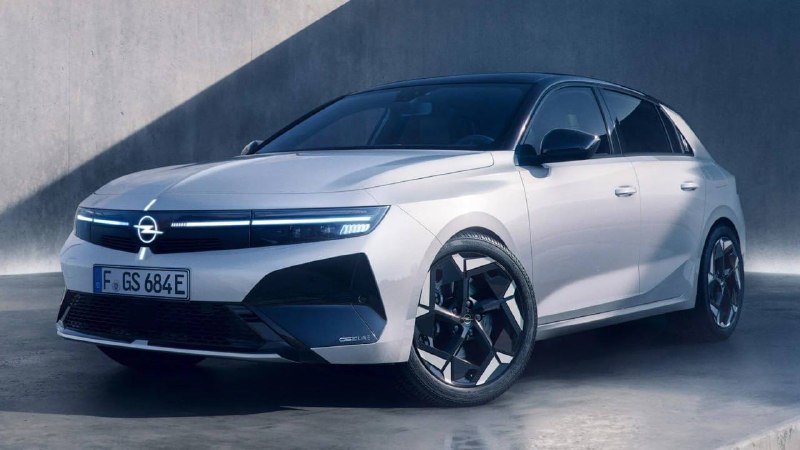Opel вернула спортивную Astra GSE с мощностью до 276 л.с. Opel вернула спортивную Astra GSE с мощностью до 276 л.с.