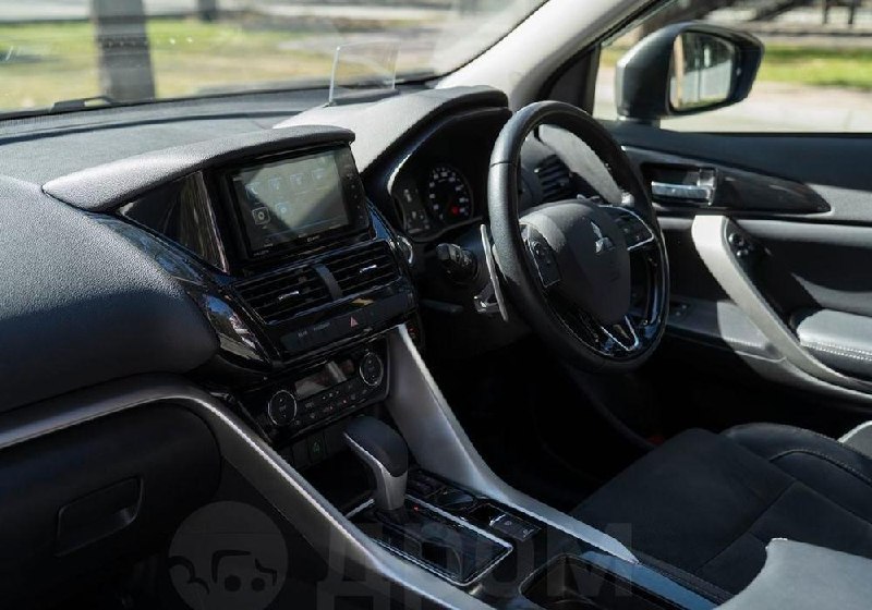 Редкий Mitsubishi Eclipse Cross 2025: отзыв владельца