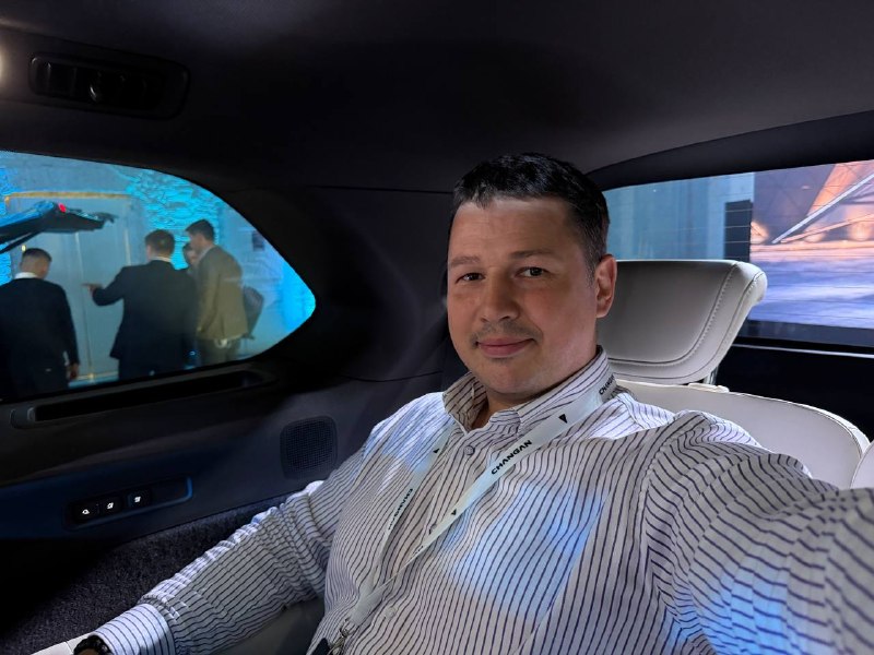 Deepal S09 официально представлен в России: цена от 6 589 900 рублей