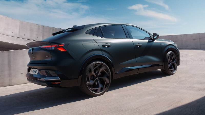 Renault Rafale Hypnotic: лимитированная версия за €63 550 Renault Rafale Hypnotic: лимитированная версия за €63 550