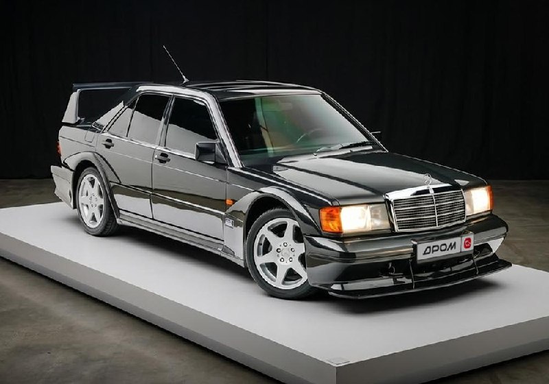Один из 502 экземпляров Mercedes-Benz 190E Evo II выставлен на аукцион