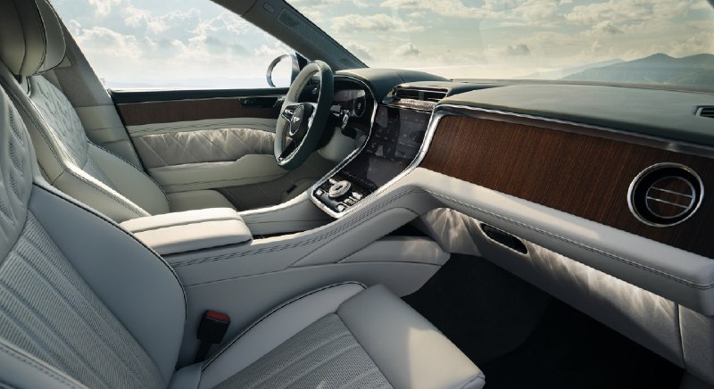 Bentley представила электрический кроссовер Torcal