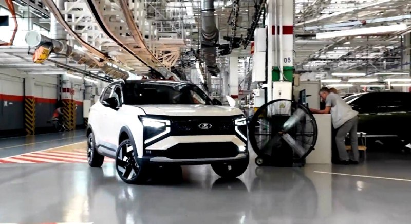 АвтоВАЗ начал серийный выпуск Lada Azimut в Тольятти АвтоВАЗ начал серийный выпуск Lada Azimut в Тольятти