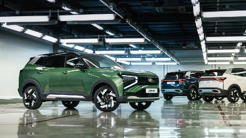 АвтоВАЗ запустил серийное производство кроссовера Lada Azimut АвтоВАЗ запустил серийное производство кроссовера Lada Azimut