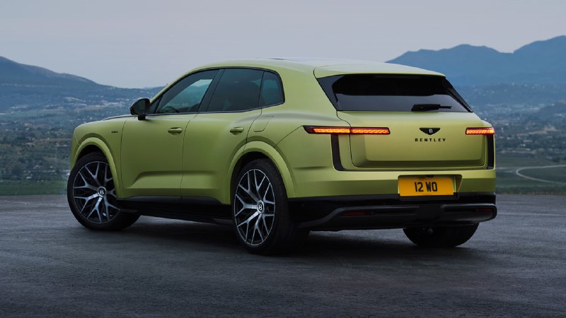 Bentley представила первый электромобиль — кроссовер Torcal Bentley представила первый электромобиль — кроссовер Torcal