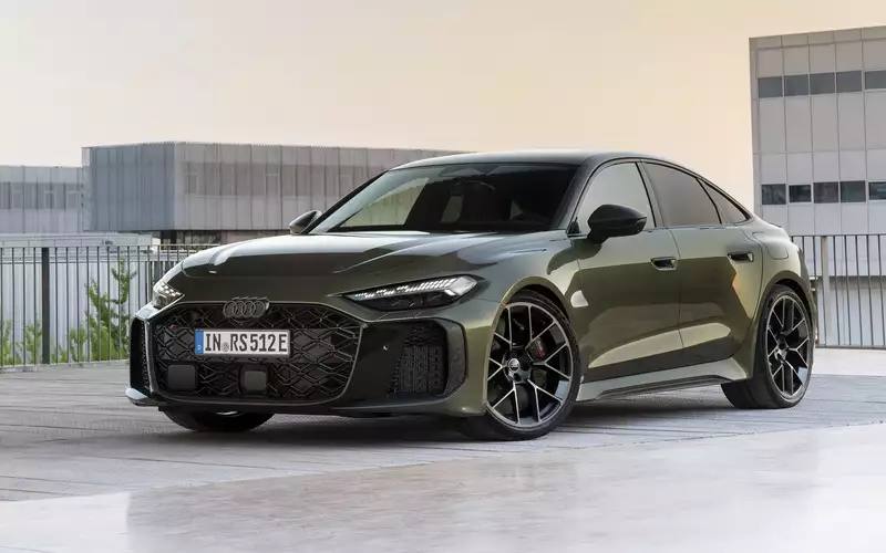 Первый в России Audi RS5 B10 продают за 22 миллиона рублей Первый в России Audi RS5 B10 продают за 22 миллиона рублей