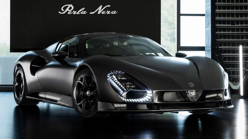 Alfa Romeo представила эксклюзивный суперкар 33 Stradale Perla Nera Alfa Romeo представила эксклюзивный суперкар 33 Stradale Perla Nera