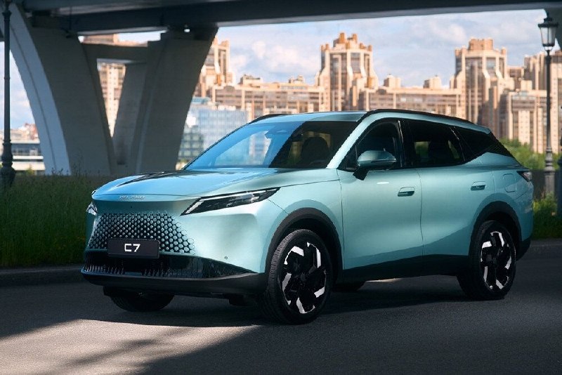AGR анонсировал кроссовер Jeland C7 на базе Omoda C7