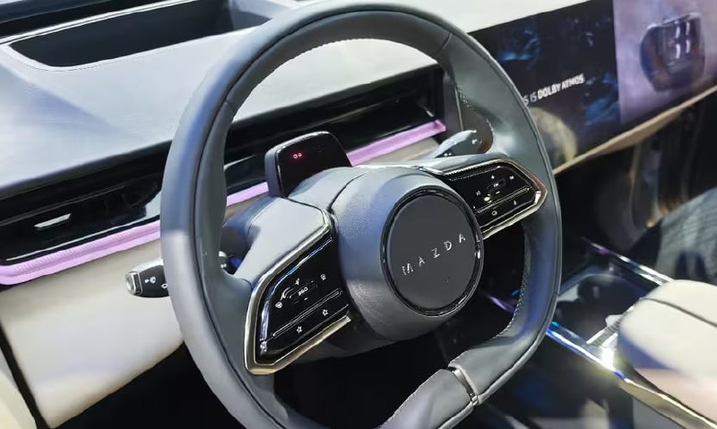 Mazda запатентовала систему правильной настройки руля