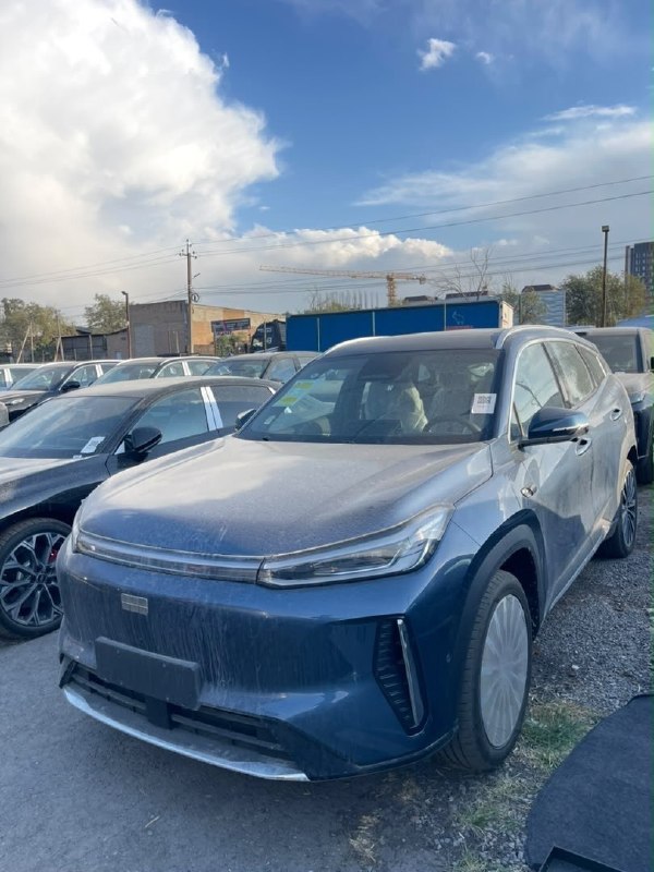 Geely Galaxy M7 — гибридный кроссовер среднего класса с запасом хода 1730 км