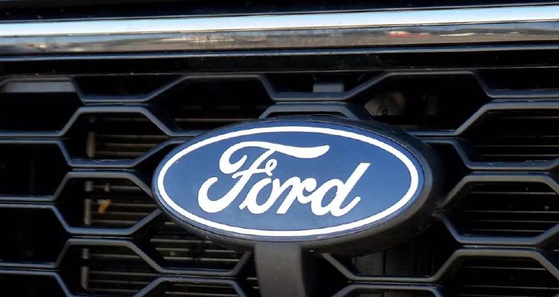 Ford зарегистрировал в России товарный знак Tourneo Ford зарегистрировал в России товарный знак Tourneo