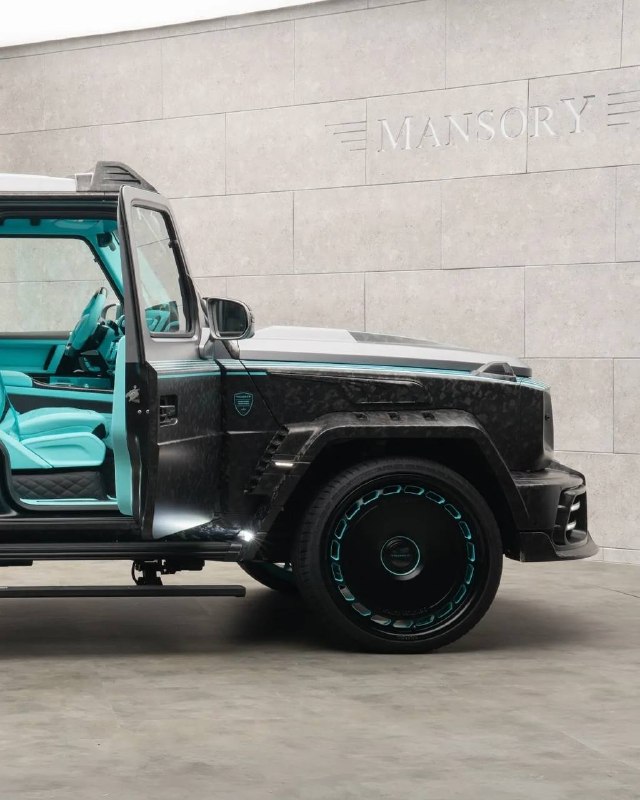 Mansory создала 820-сильный G-Class Grand Entrée с бирюзовым салоном Mansory создала 820-сильный G-Class Grand Entrée с бирюзовым салоном