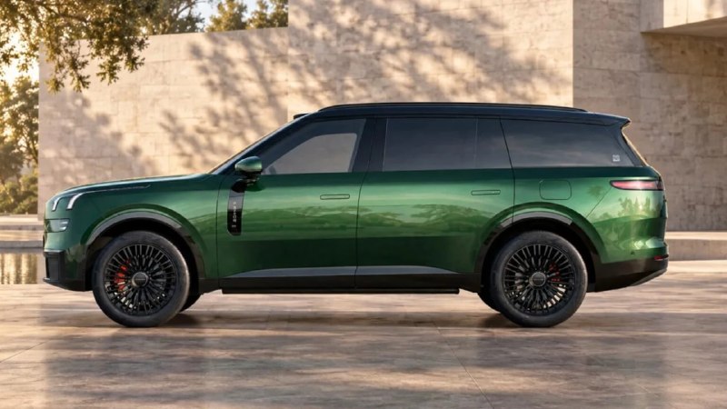 Haval H7, Lynk & Co 900 и Forthing S7 EVO: новинки для соседей и российские цены Haval H7, Lynk & Co 900 и Forthing S7 EVO: новинки для соседей и российские цены