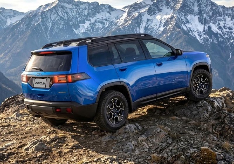 Jeep Cherokee Trailhawk: внедорожная версия с гибридом и понижайкой Jeep Cherokee Trailhawk: внедорожная версия с гибридом и понижайкой