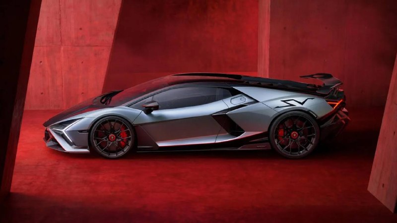 Venuum сделала Lamborghini Revuelto еще более вызывающим Venuum сделала Lamborghini Revuelto еще более вызывающим