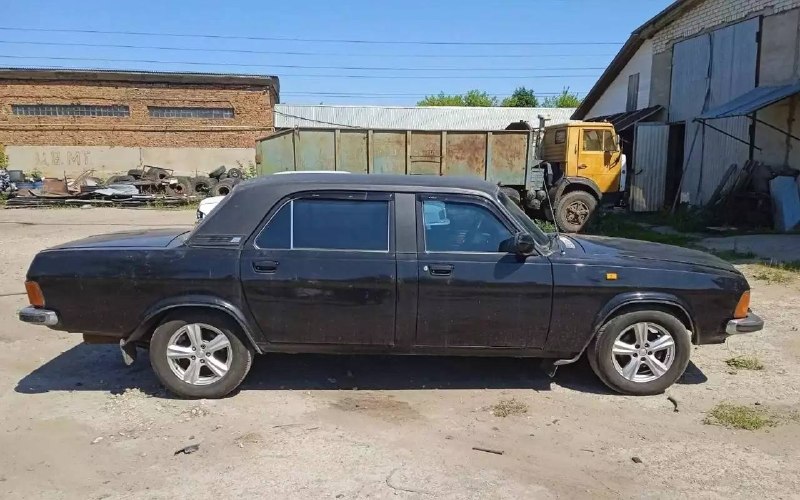 В Мичуринске продают редкий лимузин ГАЗ-311911 «Рида» за 1 999 000 рублей В Мичуринске продают редкий лимузин ГАЗ-311911 «Рида» за 1 999 000 рублей
