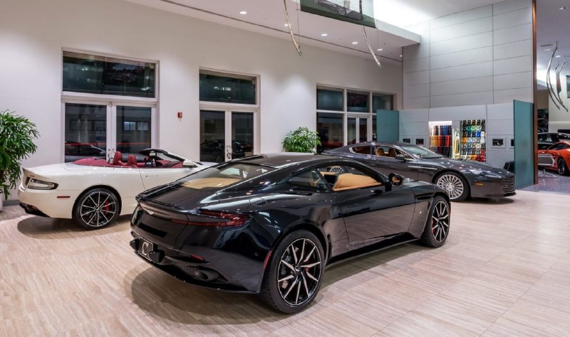 Aston Martin перенесла выпуск первого электрокара на 2033 год Aston Martin перенесла выпуск первого электрокара на 2033 год