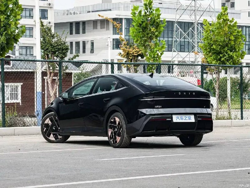 Hyundai Ioniq V: электрический лифтбек за 1,25 млн рублей Hyundai Ioniq V: электрический лифтбек за 1,25 млн рублей