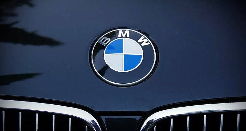 BMW сократит 20% руководящих должностей и частично заменит их ИИ BMW сократит 20% руководящих должностей и частично заменит их ИИ