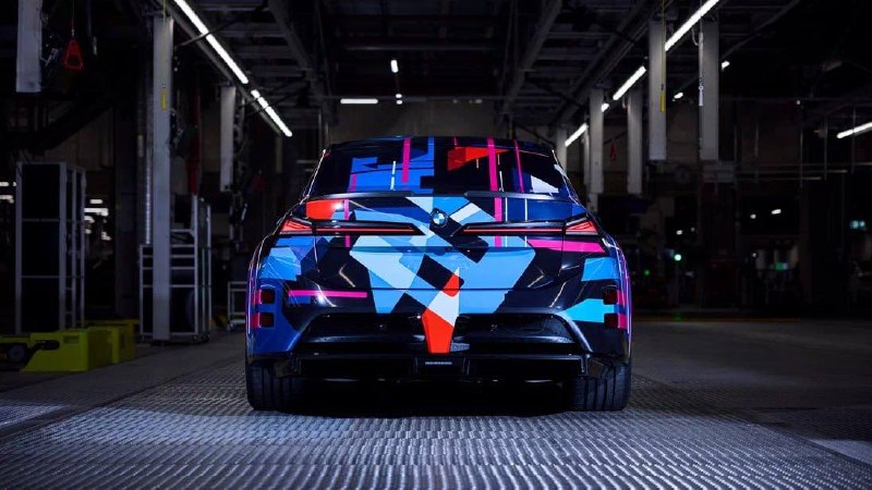 BMW рассекретила электрическую M3: четыре мотора и более 800 сил BMW рассекретила электрическую M3: четыре мотора и более 800 сил