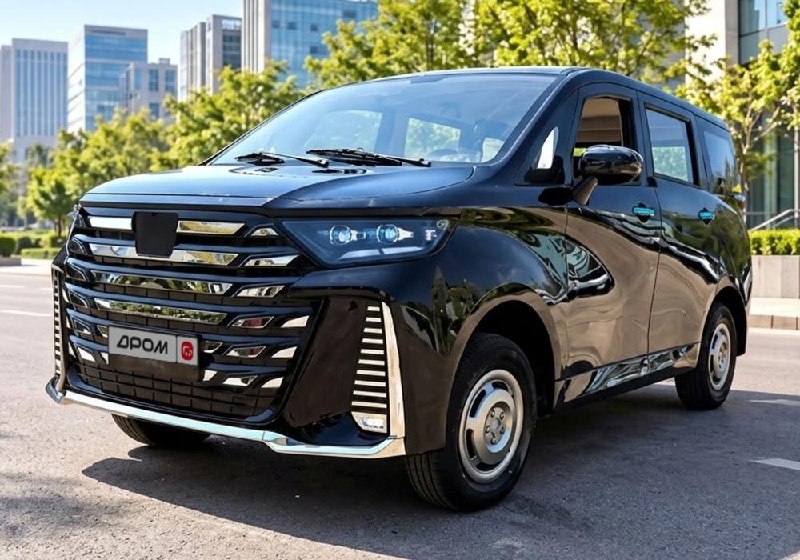 В Пакистане показали Nora Metro — свой вариант Toyota Alphard В Пакистане показали Nora Metro — свой вариант Toyota Alphard