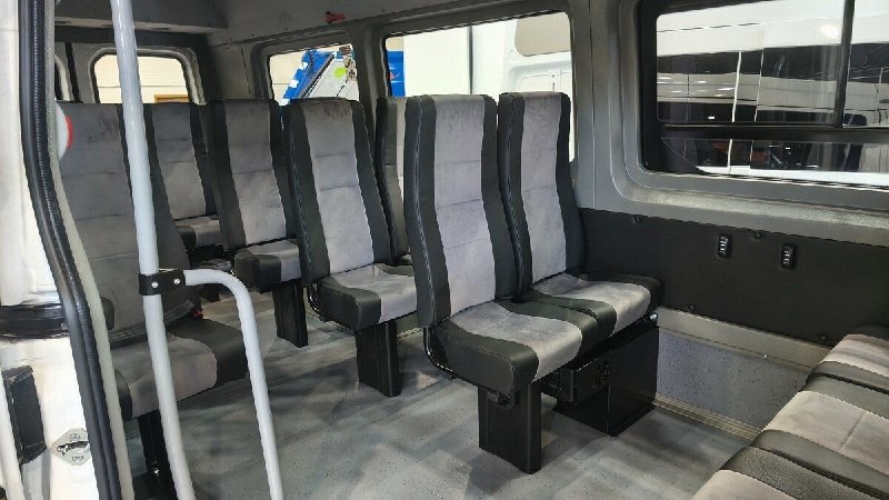 Sollers показал микроавтобус SF7, повторяющий Mercedes-Benz Sprinter W906
