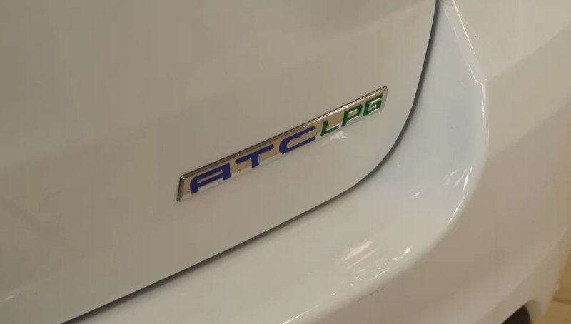 Lada Granta получила заводскую битопливную версию LPG Lada Granta получила заводскую битопливную версию LPG