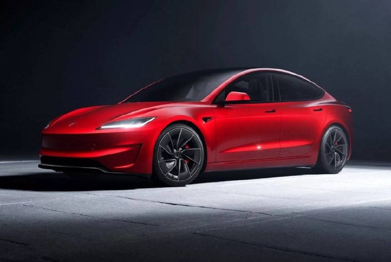 Tesla Model 3 получила очередные обновления в Северной Америке и Китае
