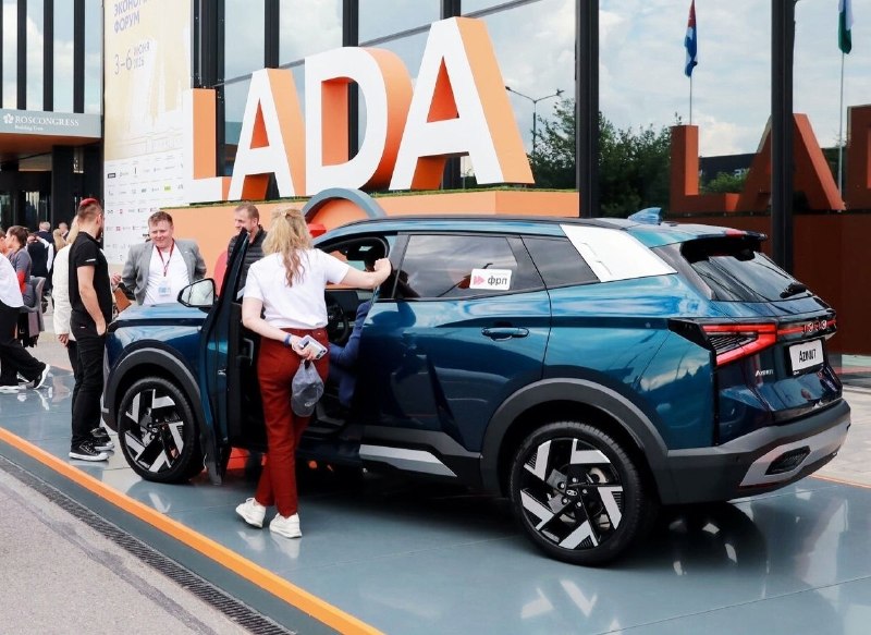 Кто будет покупать LADA Azimut: мнение автоэксперта Кто будет покупать LADA Azimut: мнение автоэксперта