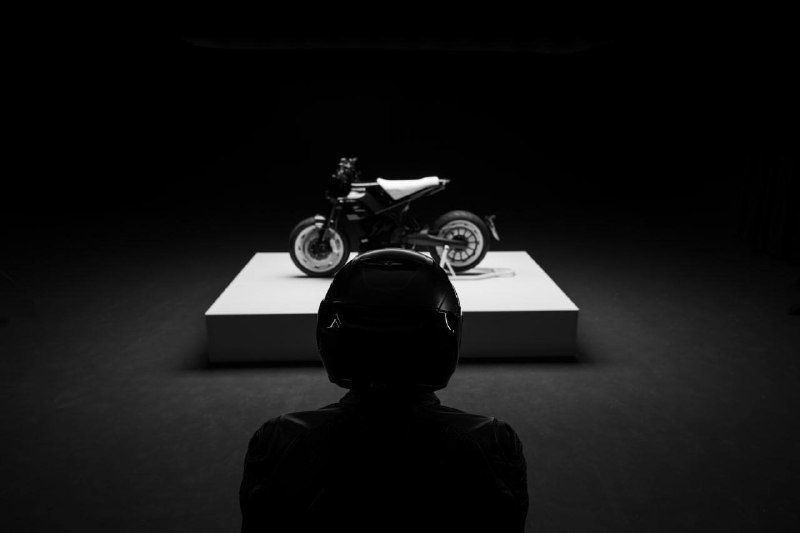 Brabus представил электромотоцикл Urban E Fragment Edition тиражом 10 штук