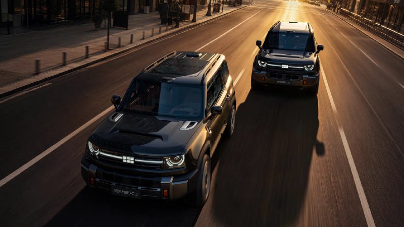 В России открыт предзаказ на гибрид Geely Galaxy Cruiser 700: до 1128 л.с.