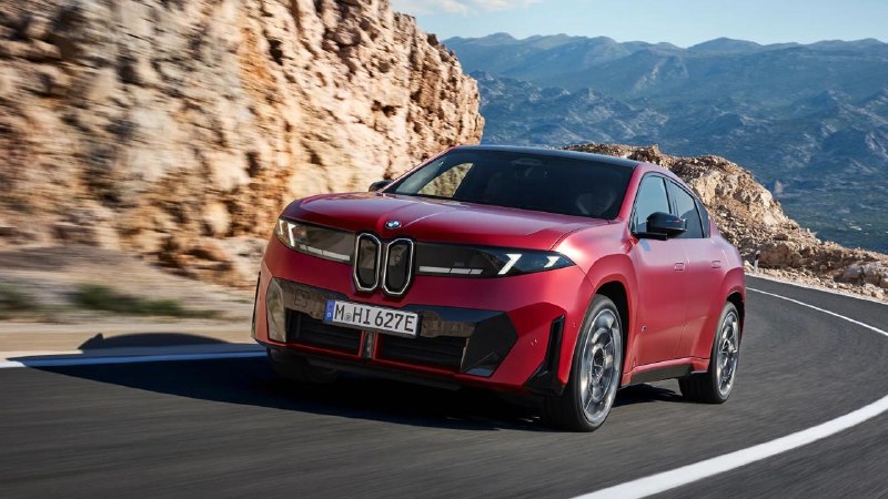 BMW представила электрическое кросс-купе iX4 BMW представила электрическое кросс-купе iX4