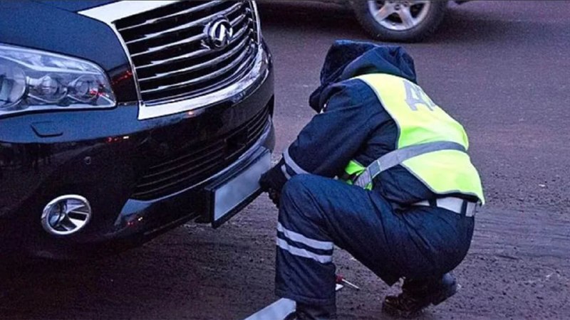 Верховный Суд разрешил магнитные рамки для номеров: дело водителя прекращено Верховный Суд разрешил магнитные рамки для номеров: дело водителя прекращено