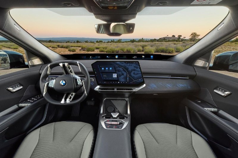 BMW представила электрический кроссовер iX4 на платформе Neue Klasse BMW представила электрический кроссовер iX4 на платформе Neue Klasse