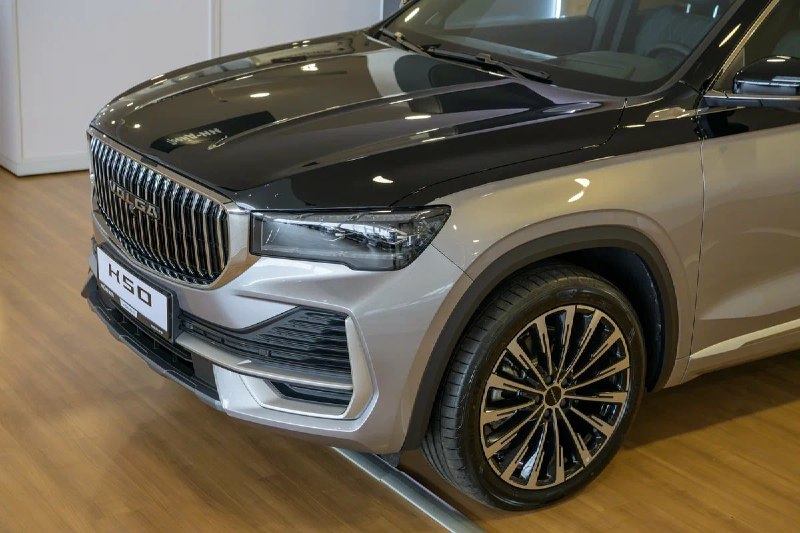 В Санкт-Петербурге на Авто.ру продают двухцветный Volga K50 First Edition В Санкт-Петербурге на Авто.ру продают двухцветный Volga K50 First Edition