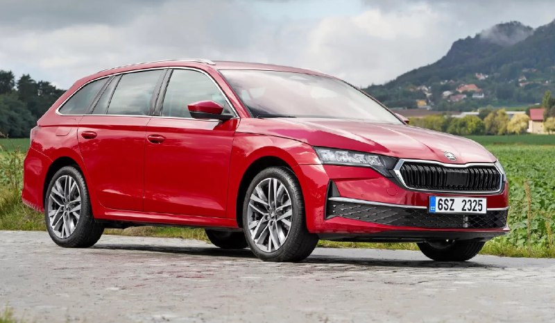 Skoda Octavia пополнилась двумя гибридами мощностью 136 и 170 л.с.