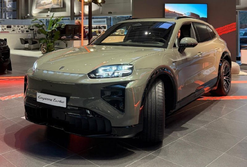 Porsche повысит цены на топовые модели до €330 000