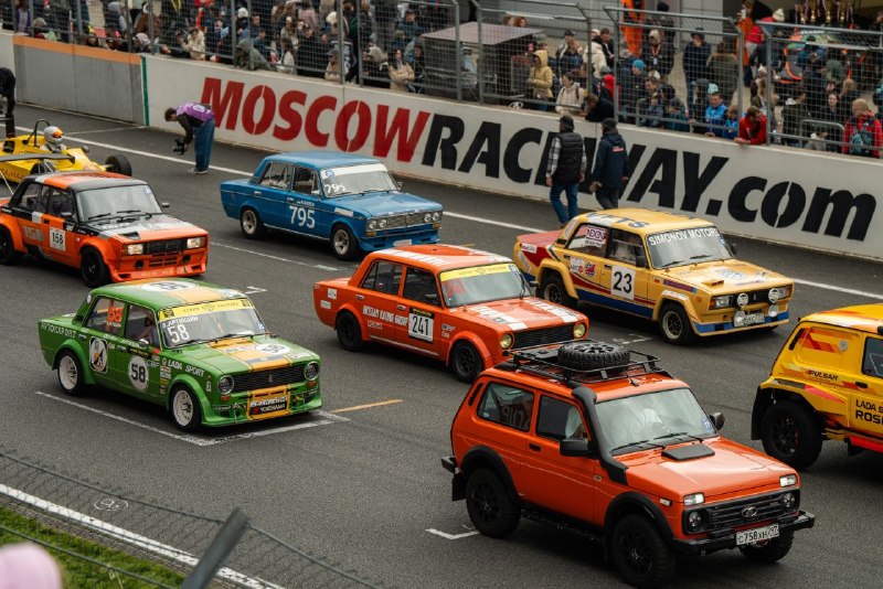 Гоночная LADA Iskra TMS: цена 6 950 000 рублей и старт Iskra Cup в 2027 году