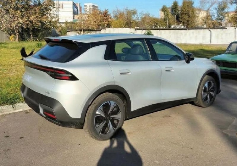 Владелец сменил Geely Coolray на Changan Qiyuan Nevo Q05: отзыв об электромобиле