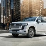 Toyota Land Cruiser 300 снова завозят в Россию: цены от 11,5 млн рублей