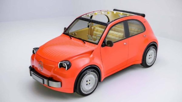 Citroen возрождает 2CV: концепт бюджетного электрокара показали в Париже