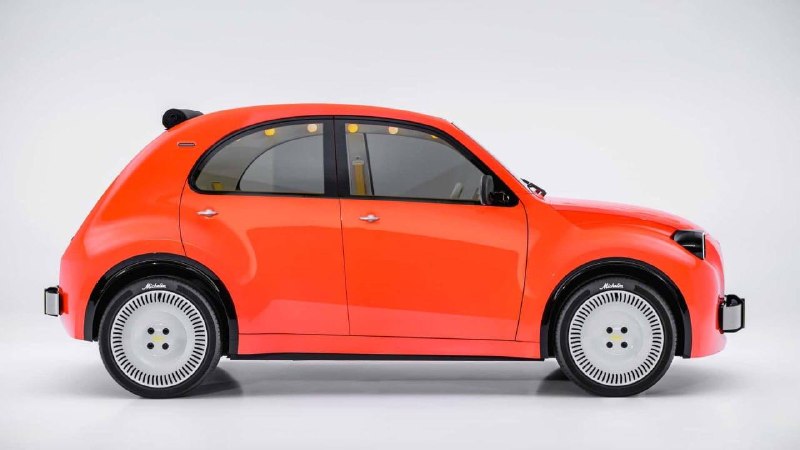 Citroen возрождает 2CV: концепт бюджетного электрокара показали в Париже